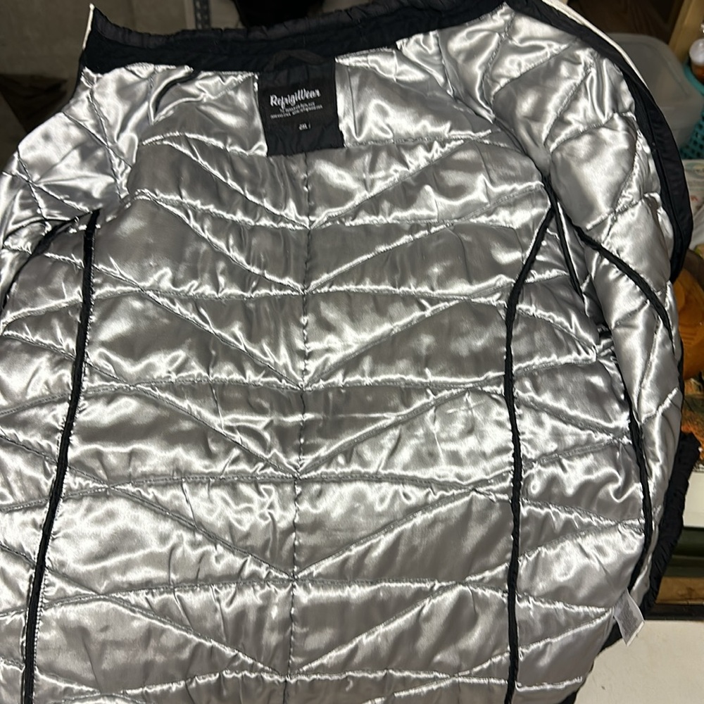RefrigiWear Coat - Picture 3 of 3